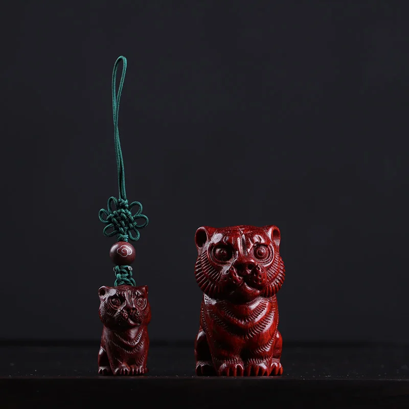 

Pterocarpus santalinus 5cm Animal Sculpture tiger Office Decoration Feng Shui Car Hanging Real Wood Mascot Collection