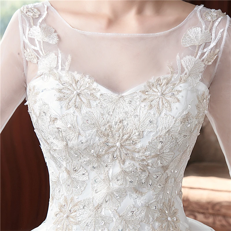 Свадебное платье с рукавом три четверти и О-образным вырезом элегантное