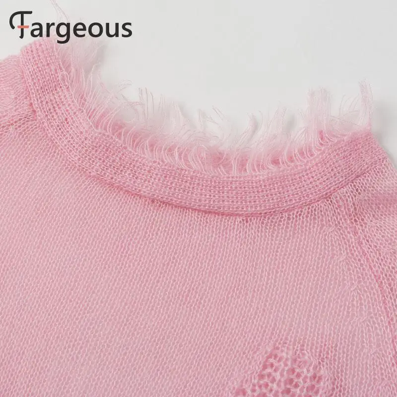 Женский трикотажный пуловер с кисточками однотонный джемпер вырезами в стиле