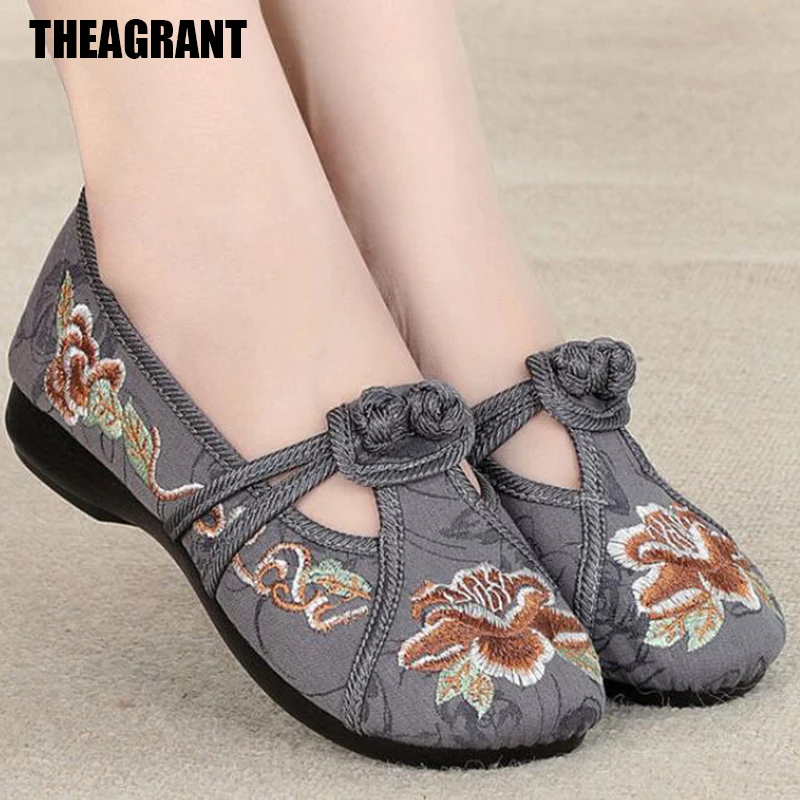 

THEAGRANT Traditional Style Women Flats Soft Loafers 2022 Spring Autumn Shoes Women Embroidered Slip On Chinese Shoes WFS2003