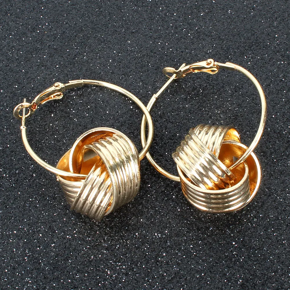 

HaHaGirl Fashion Golden Dangle Earrings For Women Gold Vintage Geometirc Gold Metal Circle Drop Earring Trend Jewelry Gift