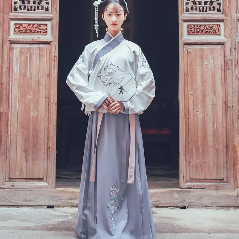 

Chinese Style Ming Clothing Women Ethnic Traditional Suits Chinese Dress Hanfu Clothing Traditional Ancient Costume DWY3917