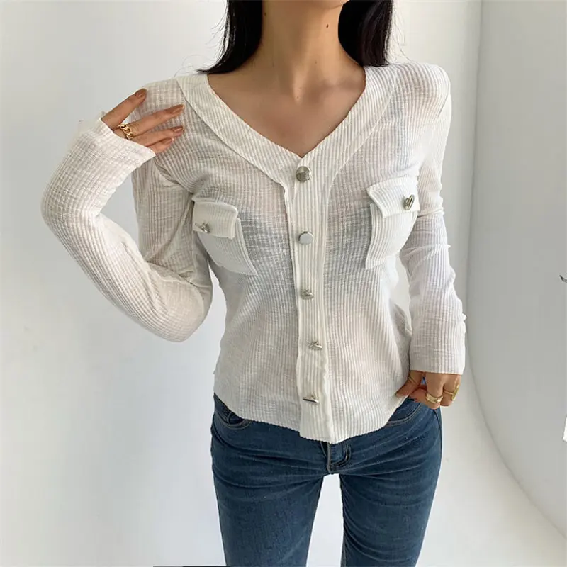 

Новое поступление, однотонная Базовая футболка HziriP с V-образным вырезом, лидер продаж 2021, корейские минималистичные топы с высокой талией, ж...