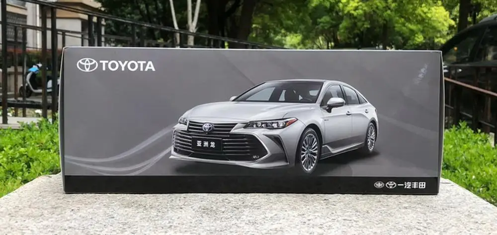 1/18 весы Toyota Avalon Черные Литые машины модельные игрушки, коллекционные подарки
