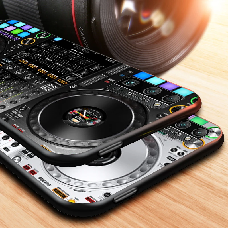 

Retro DJ Music for Honor V30 30 30S 30i View 20 20S 20i 20E V20 Lite Pro Plus Black Phone Case