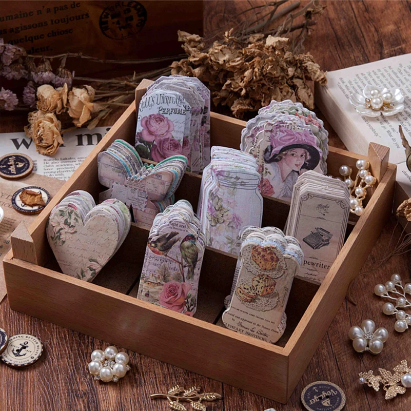 Наклейки декоративные в стиле ретро с птицами цветами бабочками 45 шт. |