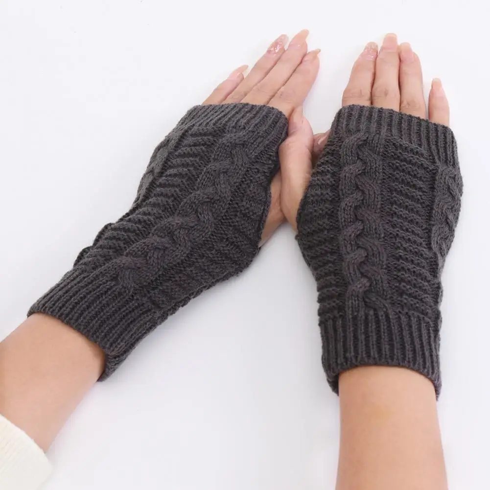 

1 Pair Popular Unisex Oversleeve Wear-resistant Unisex Gloves Twist Pattern Comfy Korean Style Warm Gloves