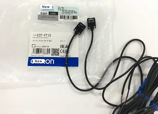 

E3T-FT13 photoelectric sensor