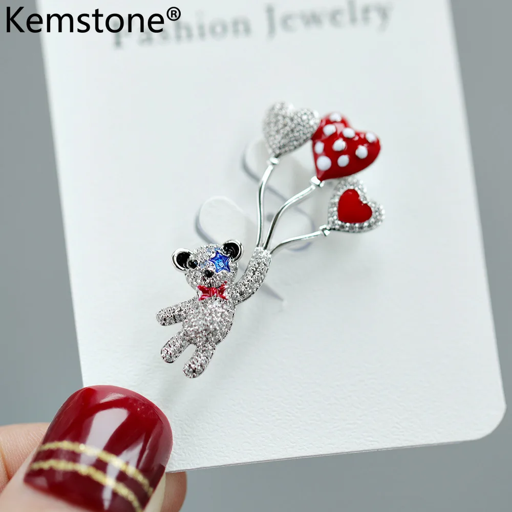 Kemstone маленький Медвежонок с фианитом Красный Серебряный цвет мультфильм брошь