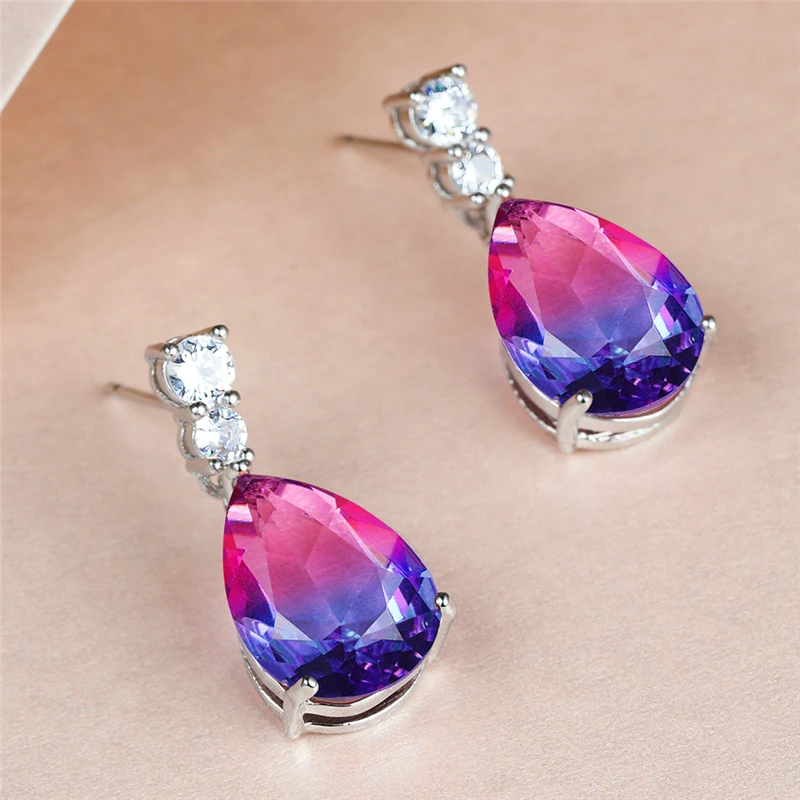 

Luxury Female Rainbow Crystal Drop Earrings Fashion Charm Silver Color Wedding Earrings Cute Geometric Dangle Earrings For Women
