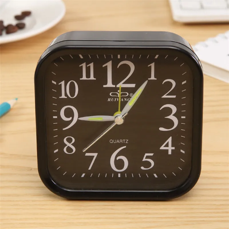 Модные простые маленькие часы будильник черно белые настольные для офиса