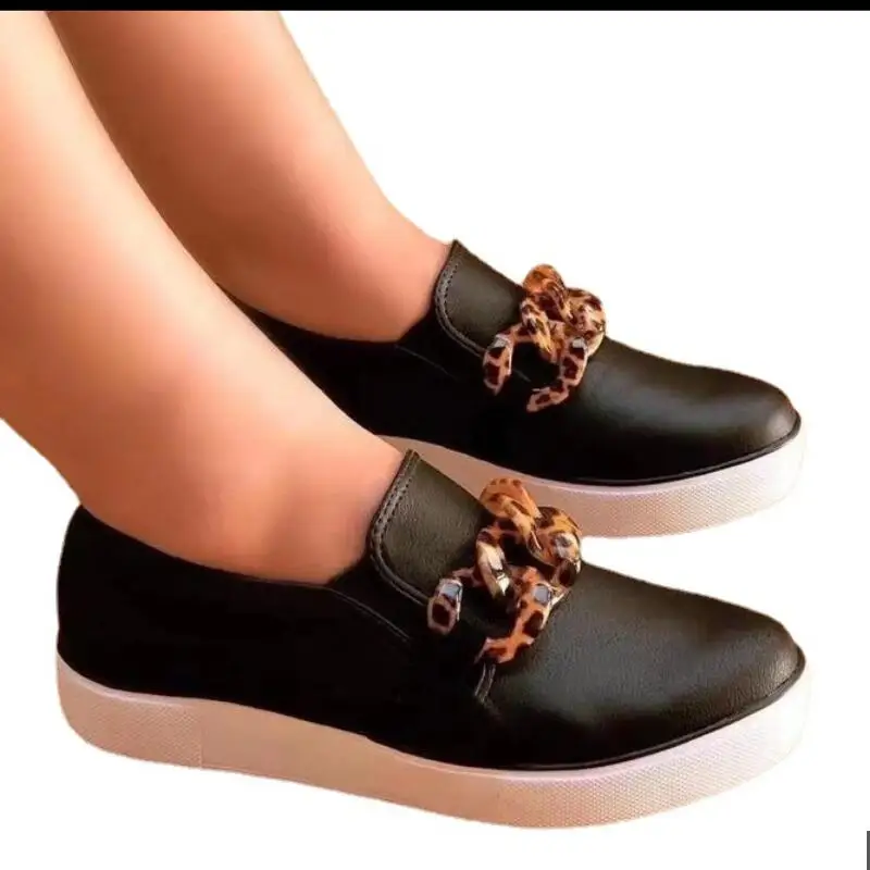 

Женские кроссовки из искусственной кожи, лоферы на платформе, металлическая цепочка, обувь для тренировок, белые, большие размеры, на осень