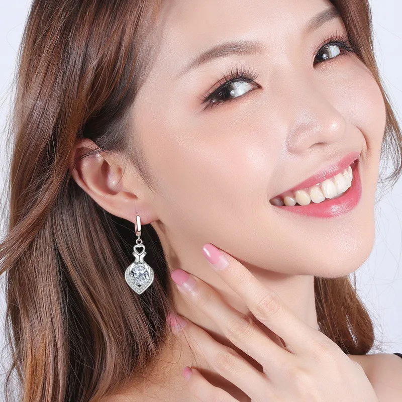 

925 Sterling Silver 2021 New Women's Fashion Jewelry High Quality Heart-shaped Earrings Blue Pink Crystal Zircon Earrings