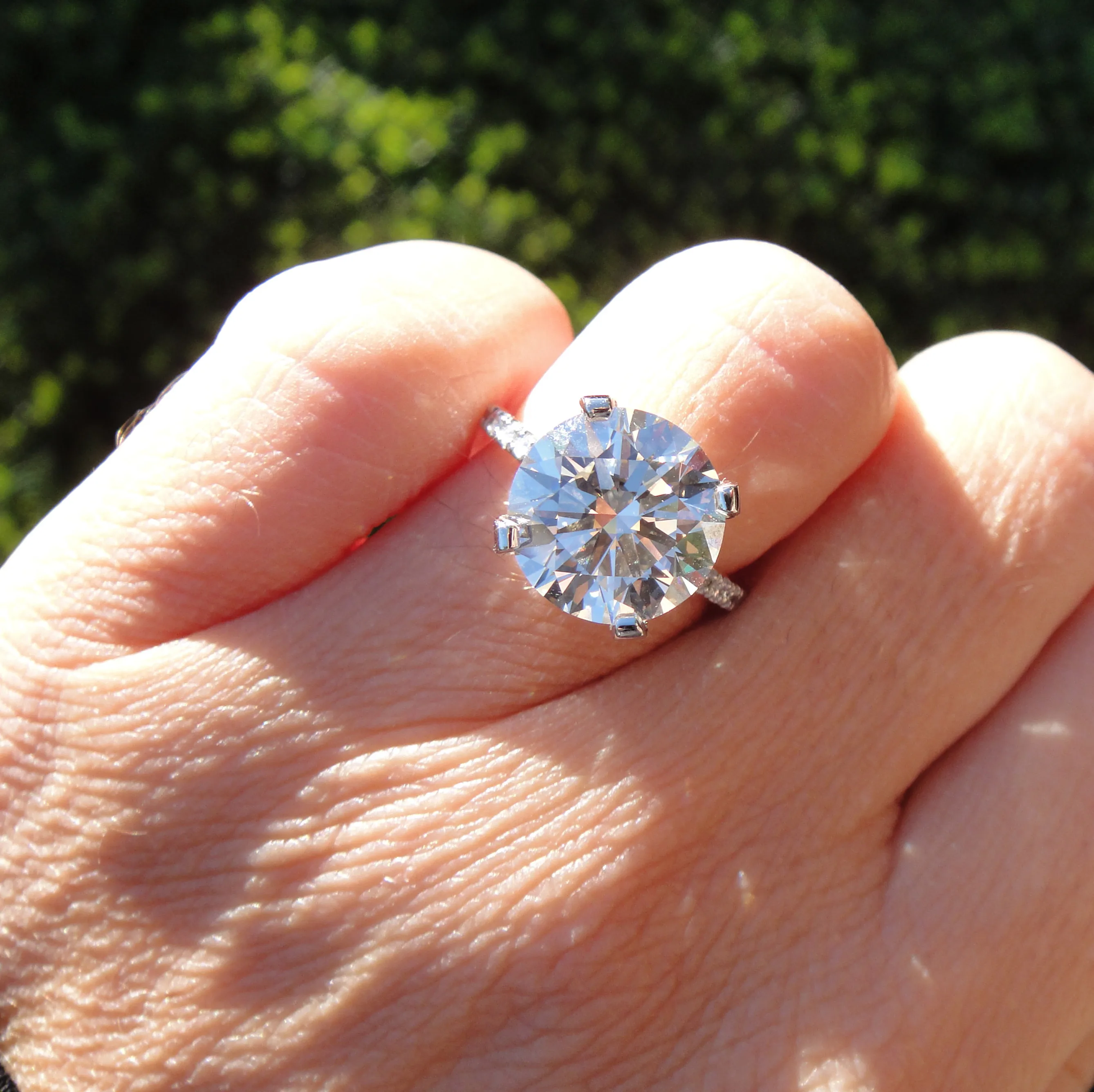 

Lab Grown Diamond Wholesale Round Shape 1 ct Diamond CVD HPHT IGI certificate