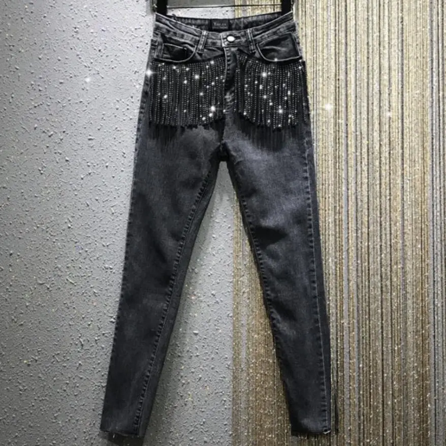 Женские джинсы в тяжелом стиле демисезонные облегающие с кисточками и высокой