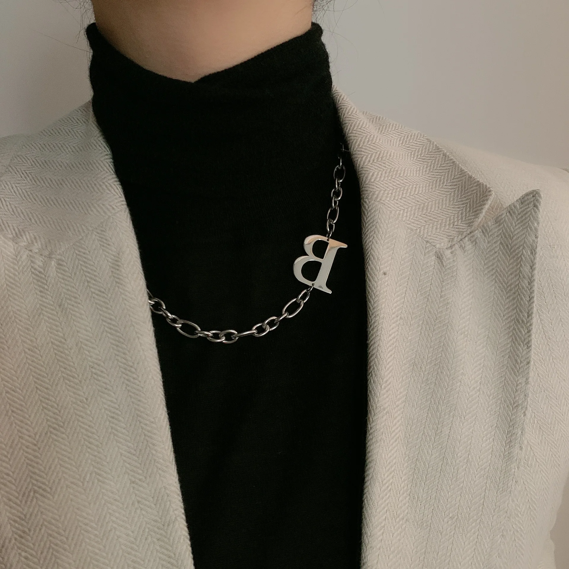 

Fashion letter B necklace female clavicle chain temperament wild necklace hot sale