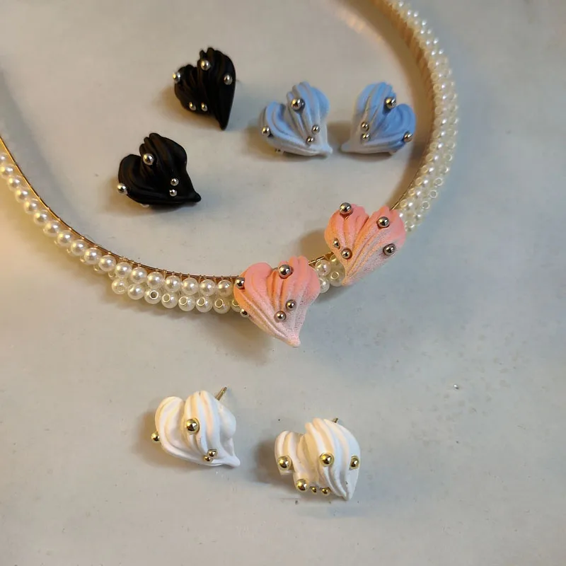 

Маленькие серьги темпераментные милые серьги для девушек