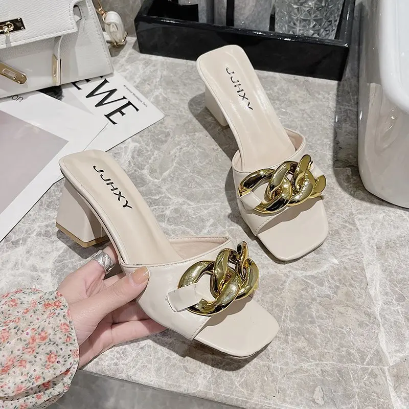 

Gold Metal Chain Women Slippers Slip On Mules Shoes Woman Brand Design Open Toe Square High Heels Casual Slides Mules Plus Size