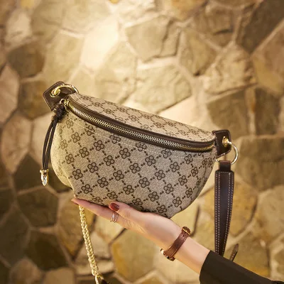 Женская поясная сумка в форме подушки маленькая квадратная новинка 2020 нагрудная