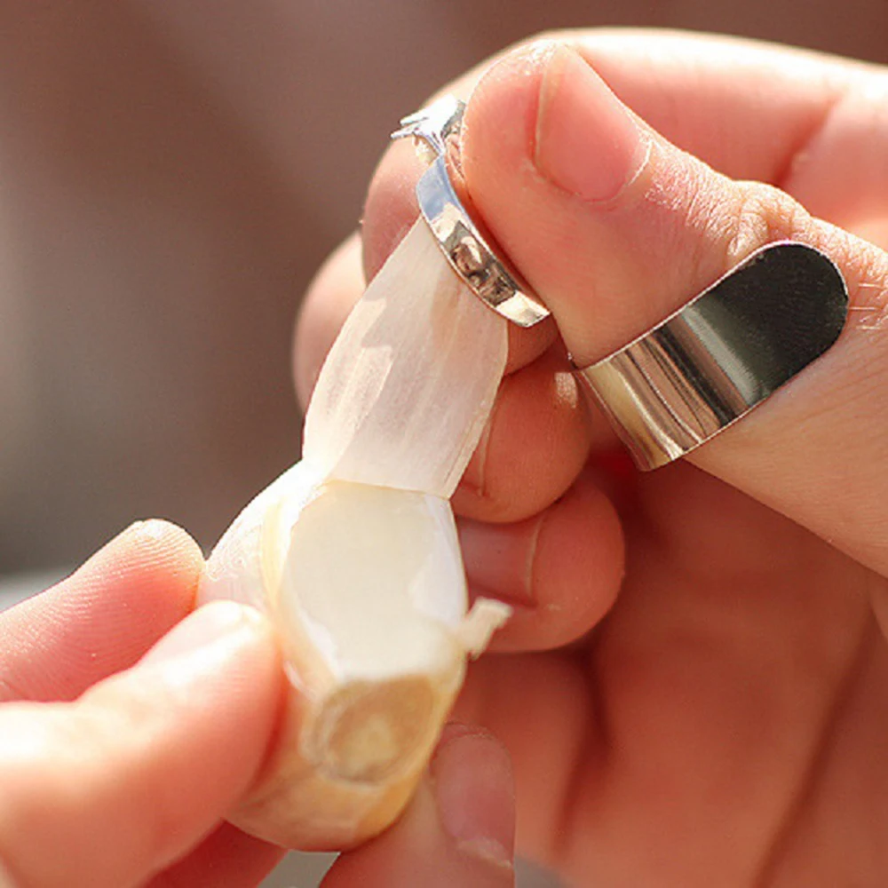 Практичное многофункциональное устройство для чистки чеснока фруктов из