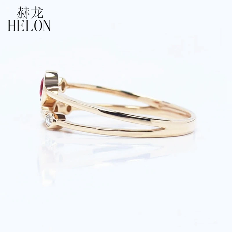 Женское кольцо из розового золота пробы с натуральным Рубином