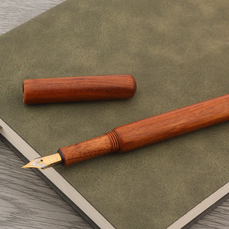 

Перьевая ручка Chouxiongluwei из дерева коричневого цвета