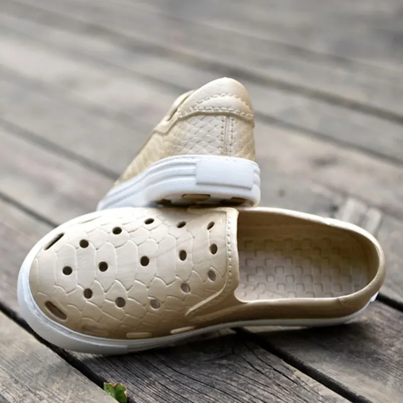 Мужские уличные сандалии удобная садовая пляжная обувь с отверстиями новые