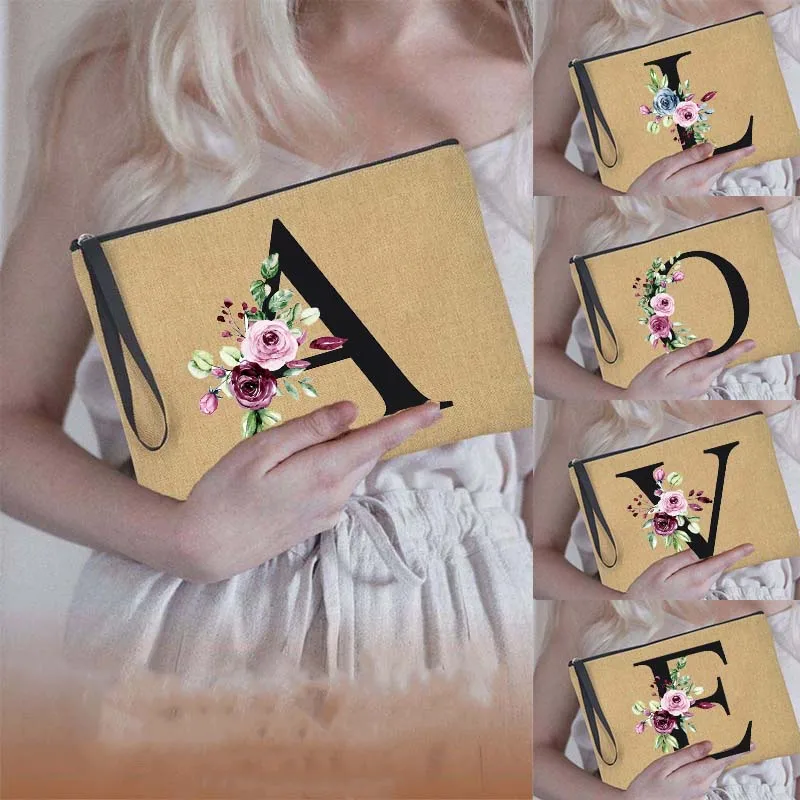 

Alphabet Clutch Wedding Mrs Letter Print Tote Bags Bridal Party Retro Purse Makeup Pouch Beach Bag Bridesmaid Handbag Best Gifts
