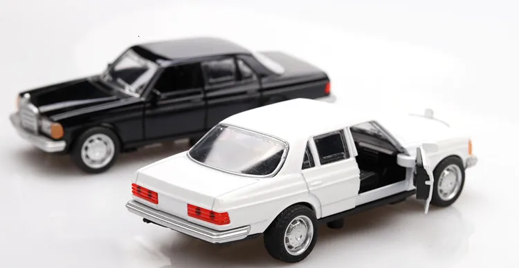 1/36 в штучной упаковке имитационная модель автомобиля игрушки Mercedes Benz E-class W123 классический автомобиль Ретро автомобили оттягивающийся Bugatti модель 2 двери открываются