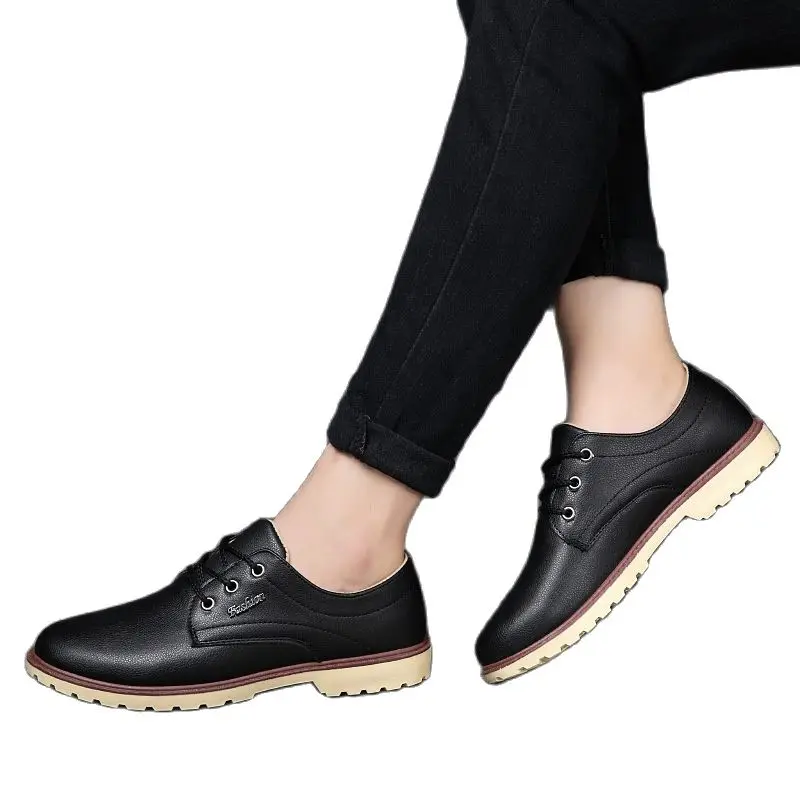 

2021 spring men's casual shoes, trendy men's shoes, waterproof and breathable men's shoes, young men.