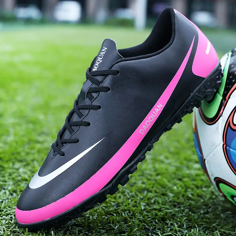 

Men Sport Soccer Shoes Black Blue Male Boys Gym Football Shoes Spring Autumn Male Cleats Ankle Spikes Futsal Shoes