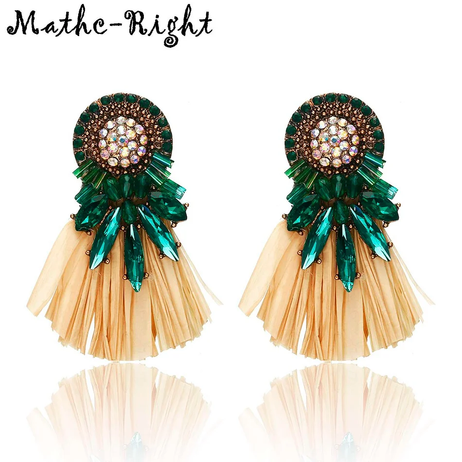 Подходящие модные серьги для