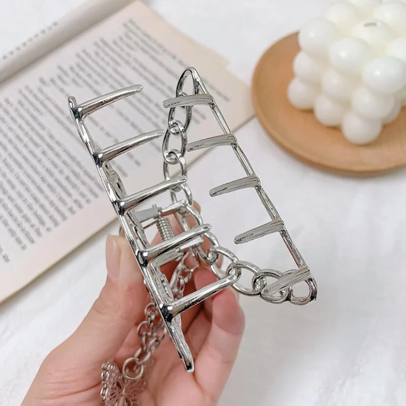 

Women Girls Geometric Hair Claw Clamps Metal Hair Crab Moon Shape Hair Claw Clip Solid Color Hairpin Large Size Hair Accessories