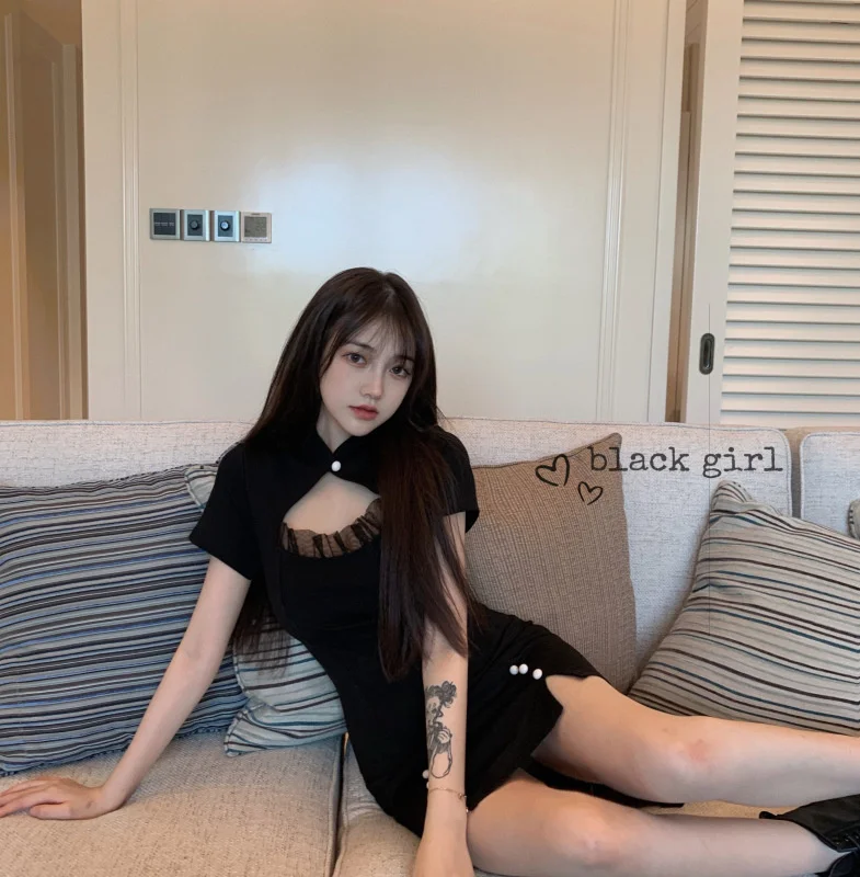 

Real Shot Cost-Effective Sneaky Design Black Dress for Women