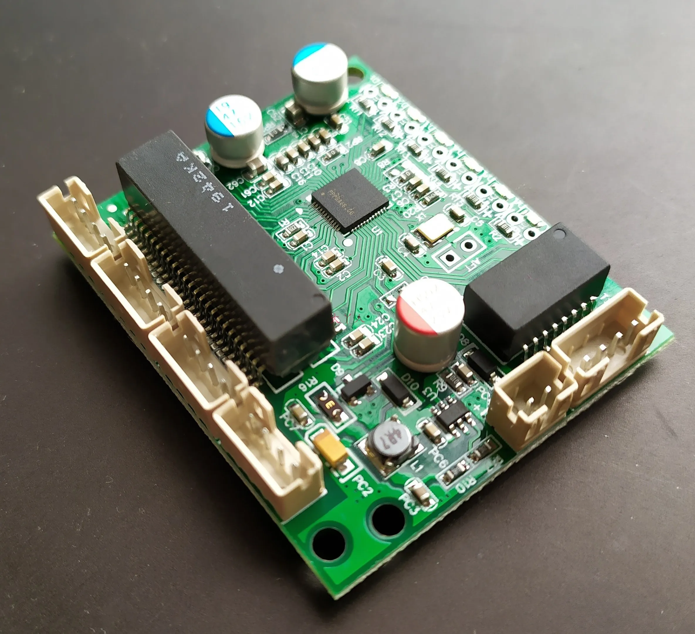 

Industrial wide temperature low power consumption 4/5-port Mini VLAN port isolation mapping monitoring network switch module