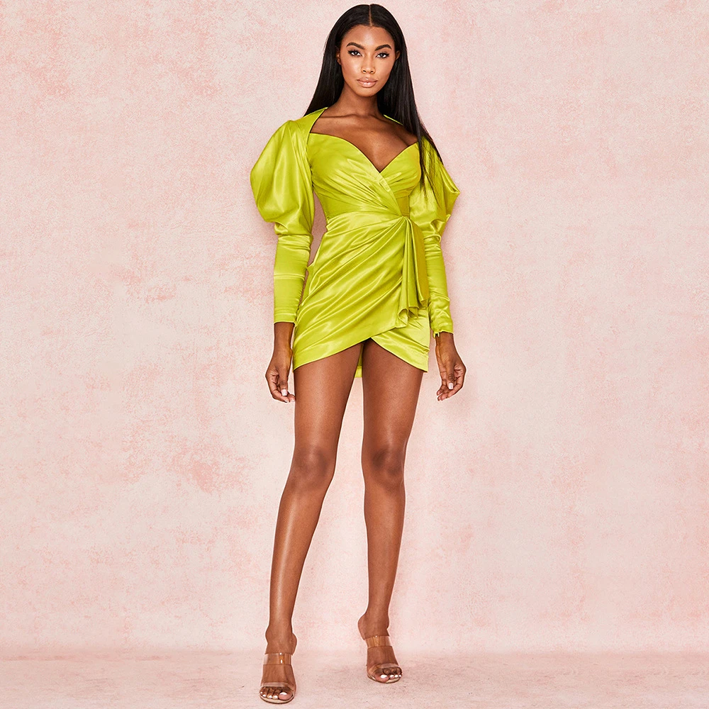 Женское облегающее мини-платье с глубоким вырезом во французском стиле вечерние