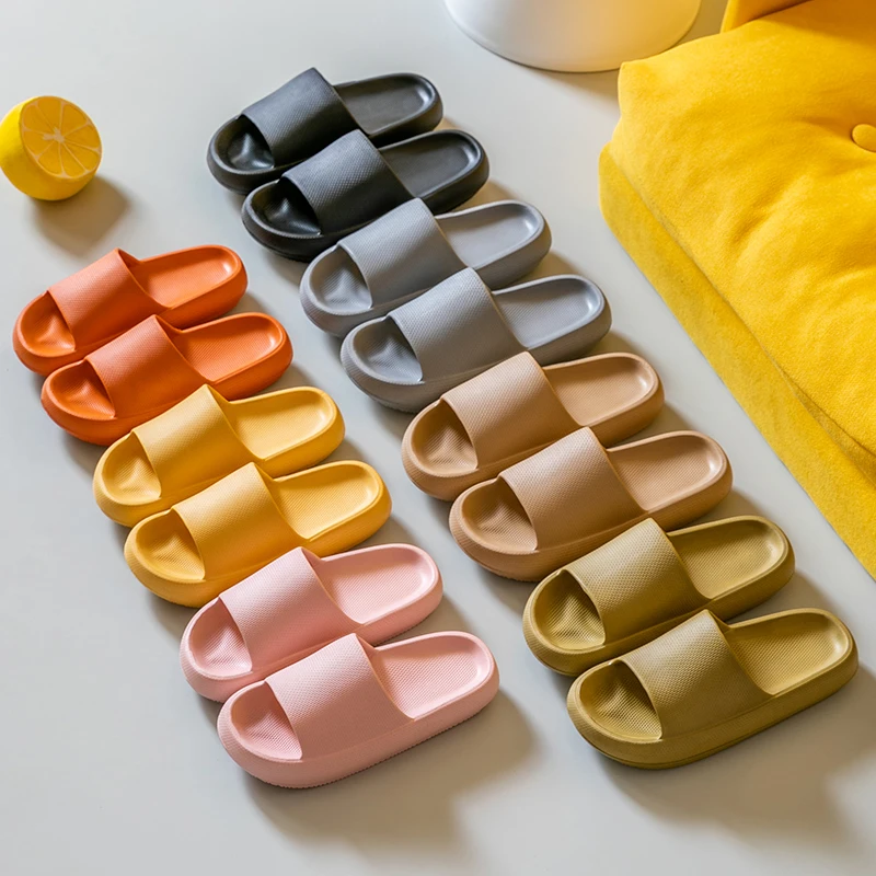 

Women Summer Fashion Slippers Slide Sandals Beach High Heels Shower Thick Soft Sole Men Ladies Boys Girls Bathroom Shoes