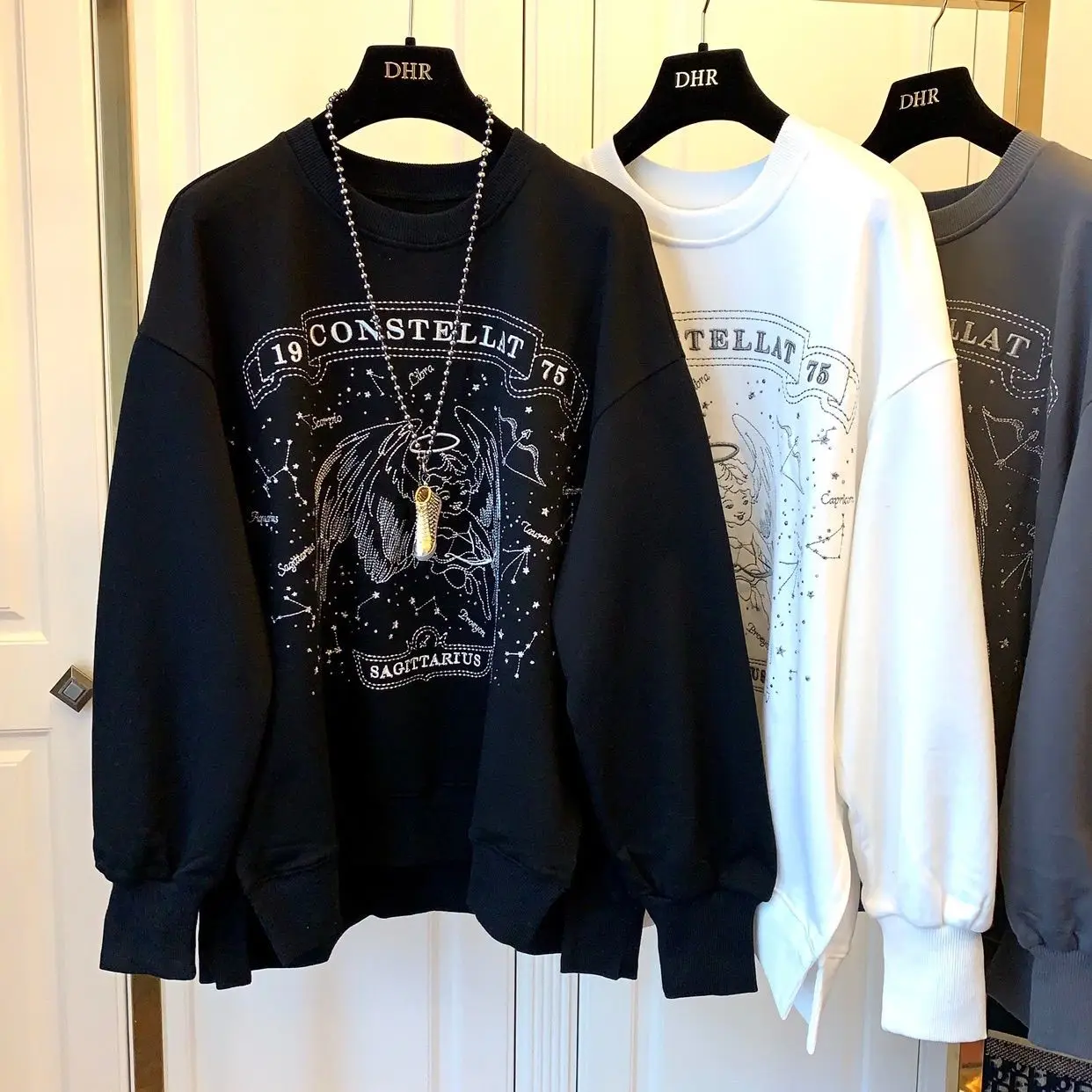 

Heavy industry embroidery Rhinestone Korean loose casual top for women 2021