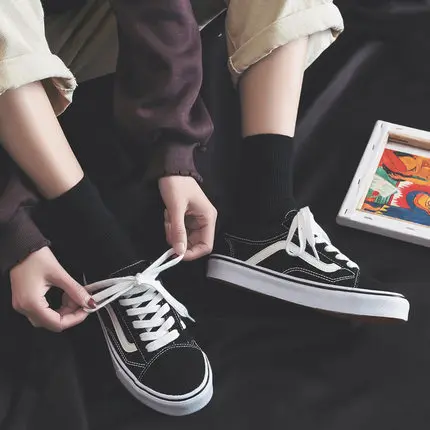 Высокая версия W кожаные маленькие белые туфли женская обувь 2019 г. новая весенняя