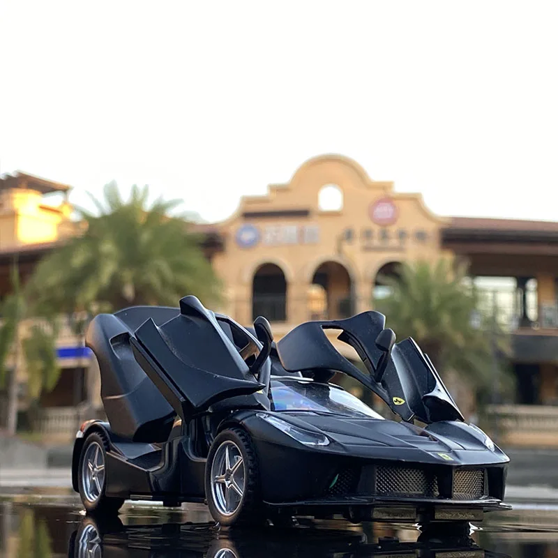 1:32 Ferraris Laferrari FXXK игрушечный автомобиль из сплава Diecast и игрушечные автомобили