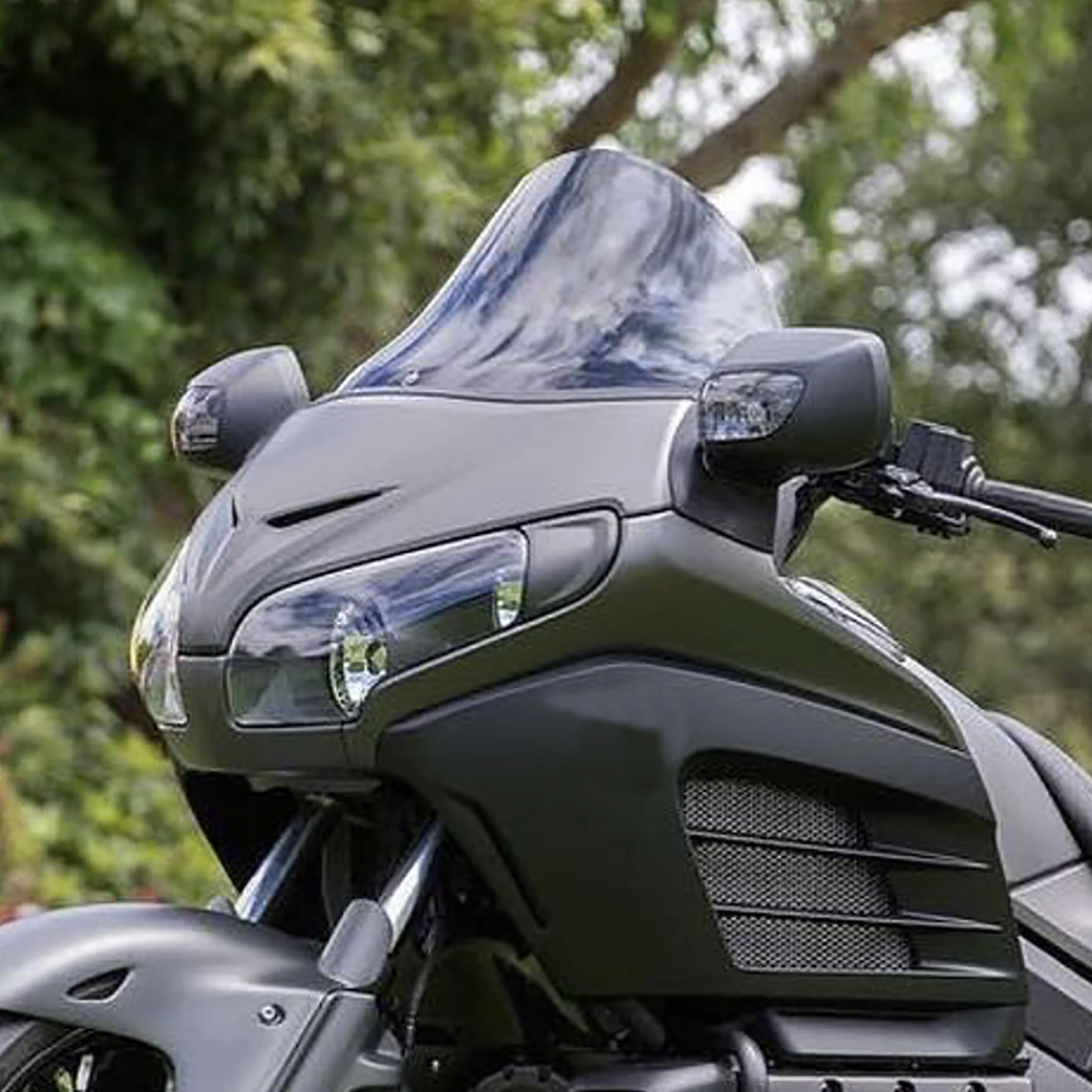 

Windshield Road Safety Windsreen Transparent Windshields Block Baffle For Honda Gold Wing GL1800B F6B 2013-2017