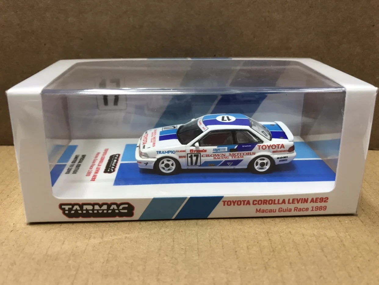 

Tarmac 1/64 Toyota Corolla AE92