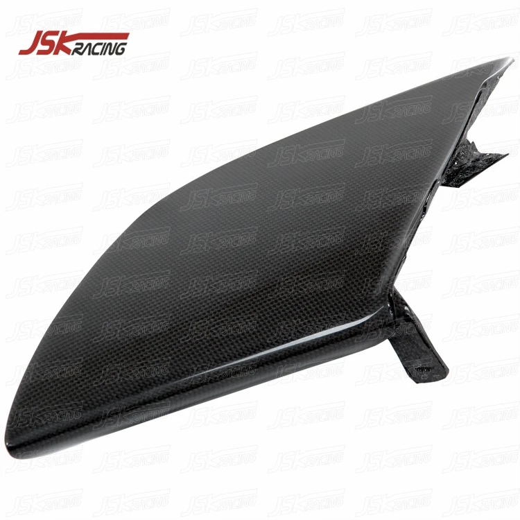 

2015-2018 CARBON FIBER REAR SIDE VENT COVER FOR 488 GTB SPIDER (PLAIN WEAVE) JSKFR8815047)