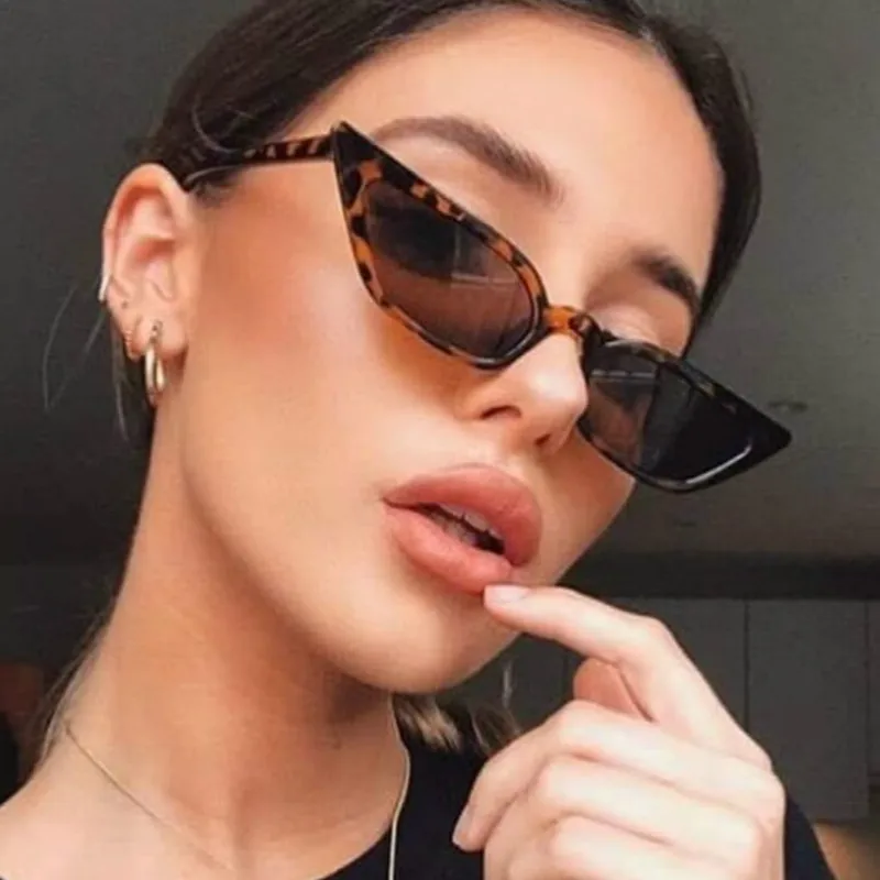 

2020 New Women Cateye Vintage Red Sunglasses Brand Designer Retro Points Sun Glasses superstar Female Lady Eyeglass Cat Eye