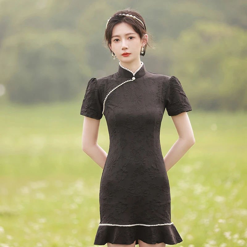 

Oriental Elegant Cheongsam Temperament Mini Skirt Short Sleeve Low Slits Sexy Ruffle Dress Slim Pearl Embroidery Qipao Dresses