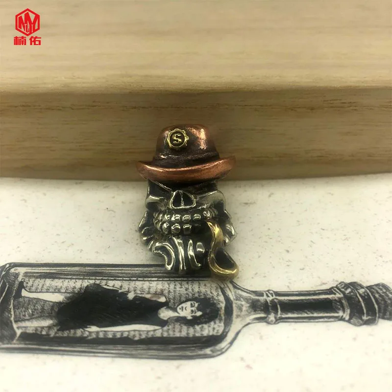 

1PC Biochemical Head Retro Brass Copper EDC Paracord Beads Lanyard Pendants Knife Beads Umbrella Rope Cord Beads Pendants
