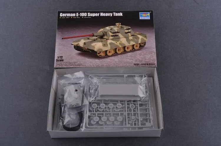 

Trumpeter 07121 1/72 German E-100 Super Heavy Tank