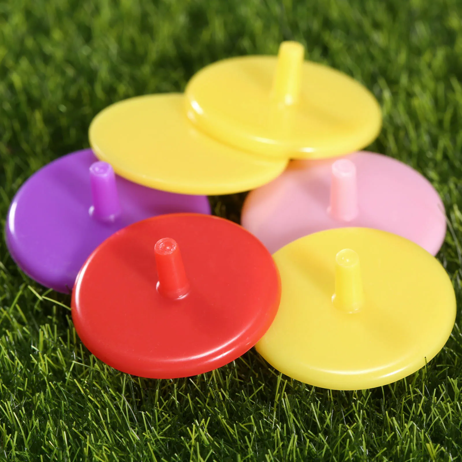 100 шт. Пластик отметка для мяча гольфа мячи маркеры положения Ассорти Цвет