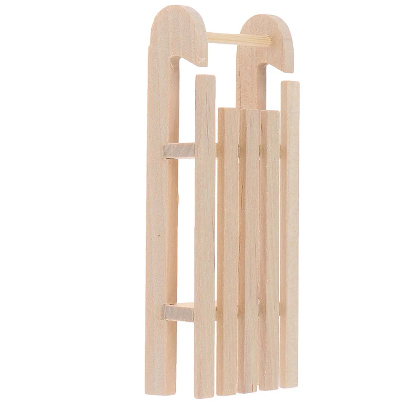 

Mini 1/12 Scale Wooden Sleigh Gift Box Model DIY Christmas Landscape Dollhouse Accessory