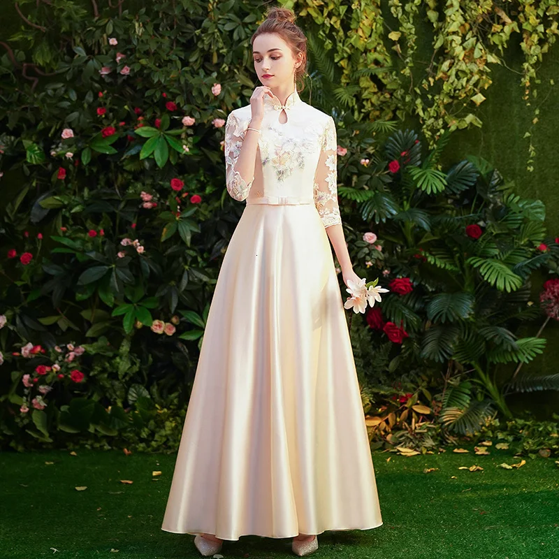 Красивый халат принцессы для девушек и подружек невесты серые платья на день